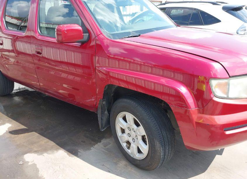 Photo 6 of 2006 Honda Ridgeline RTS (VIN 2HJYK16426H542486)