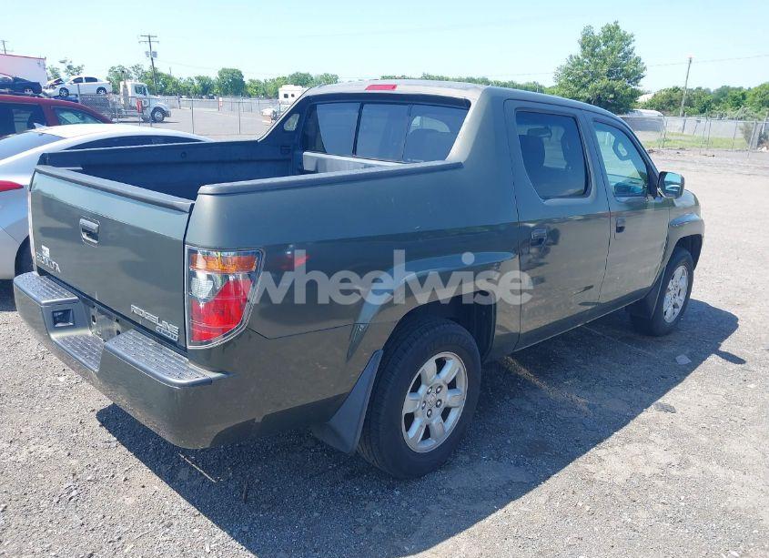 Photo 4 of 2006 Honda Ridgeline RTS (VIN 2HJYK16426H542746)