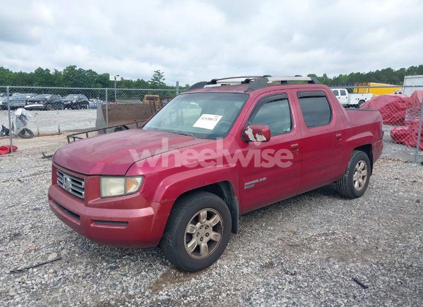 Photo 2 of 2006 Honda Ridgeline RTS (VIN 2HJYK16436H537524)
