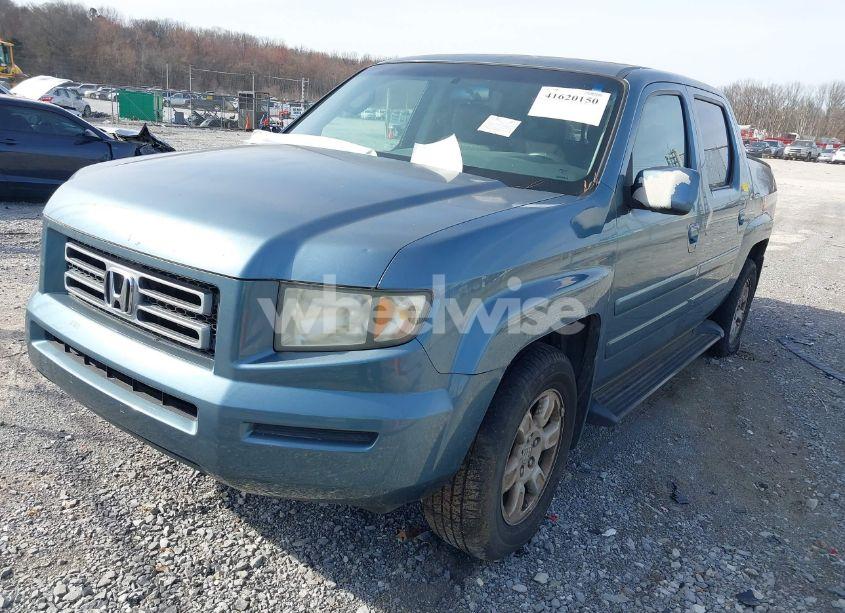 Photo 2 of 2006 Honda Ridgeline RTS (VIN 2HJYK16436H548796)