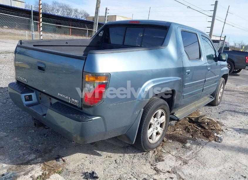 Photo 4 of 2006 Honda Ridgeline RTS (VIN 2HJYK16436H548796)