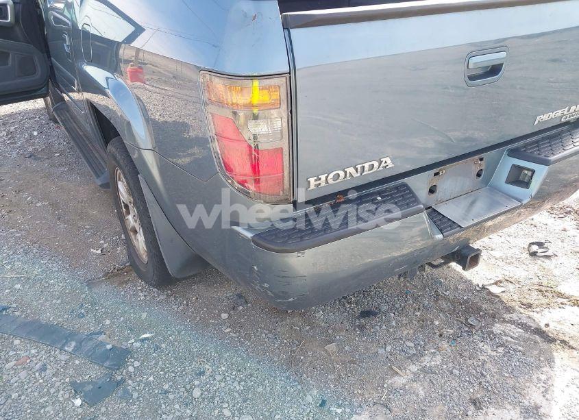 Photo 6 of 2006 Honda Ridgeline RTS (VIN 2HJYK16436H548796)
