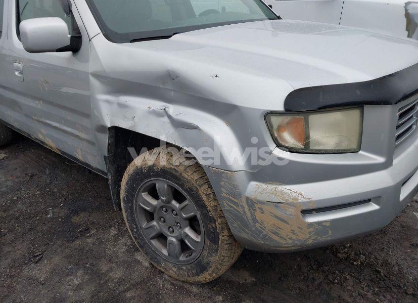 Photo 6 of 2007 Honda Ridgeline RTS (VIN 2HJYK16437H540439)