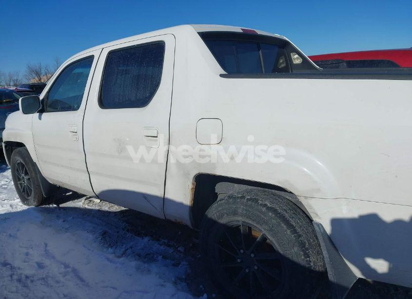 Photo 14 of 2006 Honda Ridgeline RTS (VIN 2HJYK16446H576090)