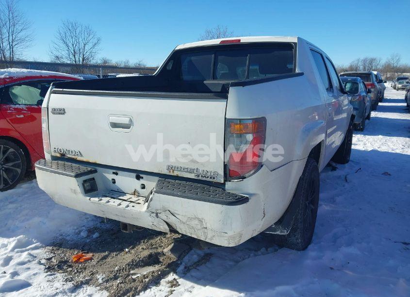 Photo 4 of 2006 Honda Ridgeline RTS (VIN 2HJYK16446H576090)