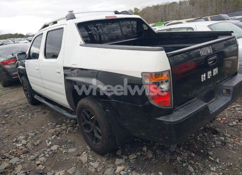 Photo 3 of 2006 Honda Ridgeline RTS (VIN 2HJYK16456H511846)