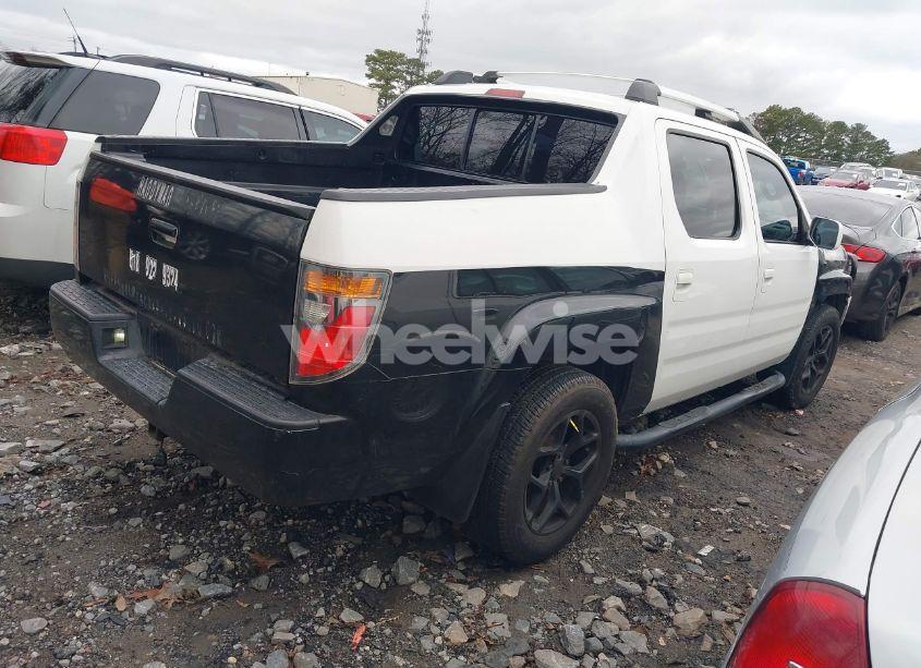 Photo 4 of 2006 Honda Ridgeline RTS (VIN 2HJYK16456H511846)