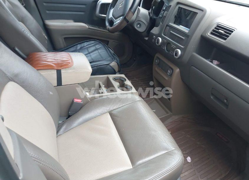 Photo 5 of 2006 Honda Ridgeline RTS (VIN 2HJYK16456H511846)