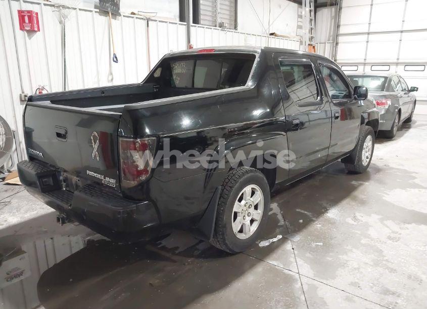 Photo 4 of 2008 Honda Ridgeline RTS (VIN 2HJYK16458H524132)