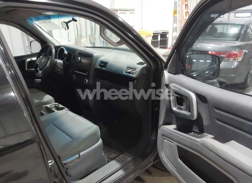 Photo 5 of 2008 Honda Ridgeline RTS (VIN 2HJYK16458H524132)