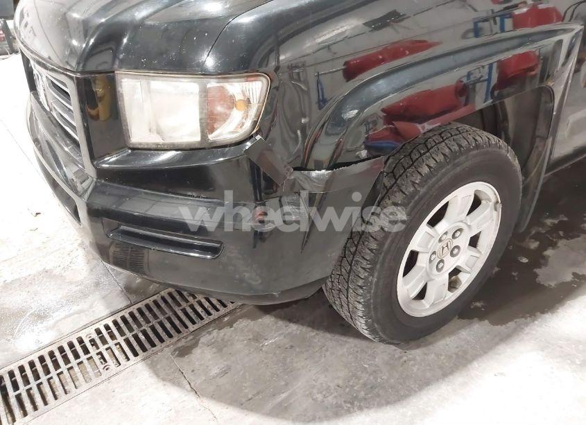 Photo 6 of 2008 Honda Ridgeline RTS (VIN 2HJYK16458H524132)