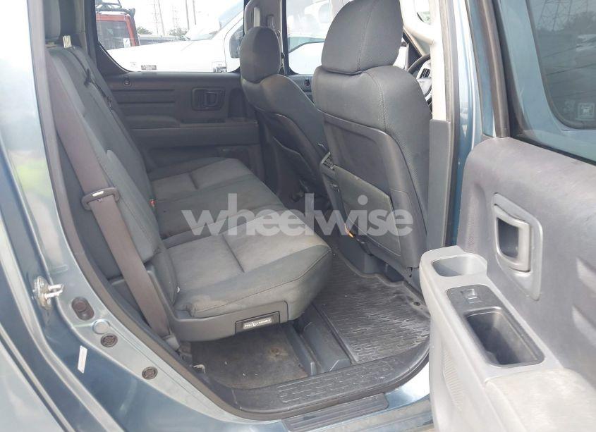 Photo 8 of 2006 Honda Ridgeline (VIN 2HJYK16466H520765)