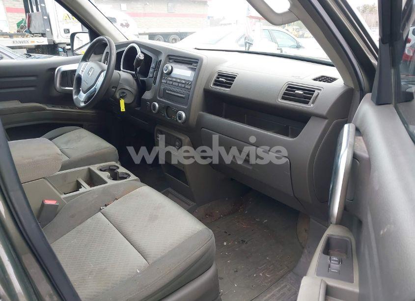 Photo 5 of 2006 Honda Ridgeline RTS (VIN 2HJYK16466H522208)