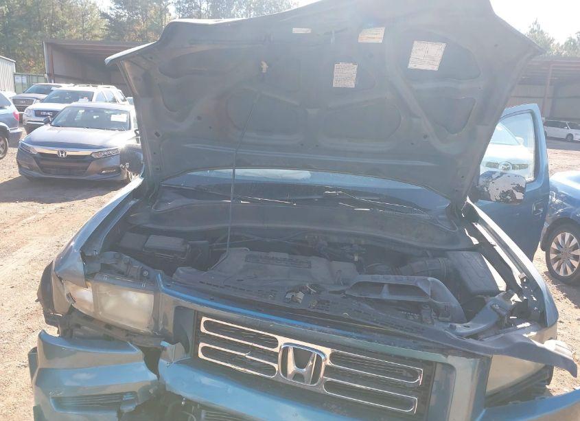 Photo 10 of 2006 Honda Ridgeline RTS (VIN 2HJYK16466H529420)