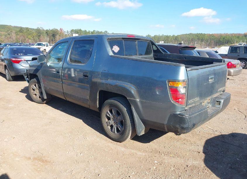 Photo 3 of 2006 Honda Ridgeline RTS (VIN 2HJYK16466H529420)
