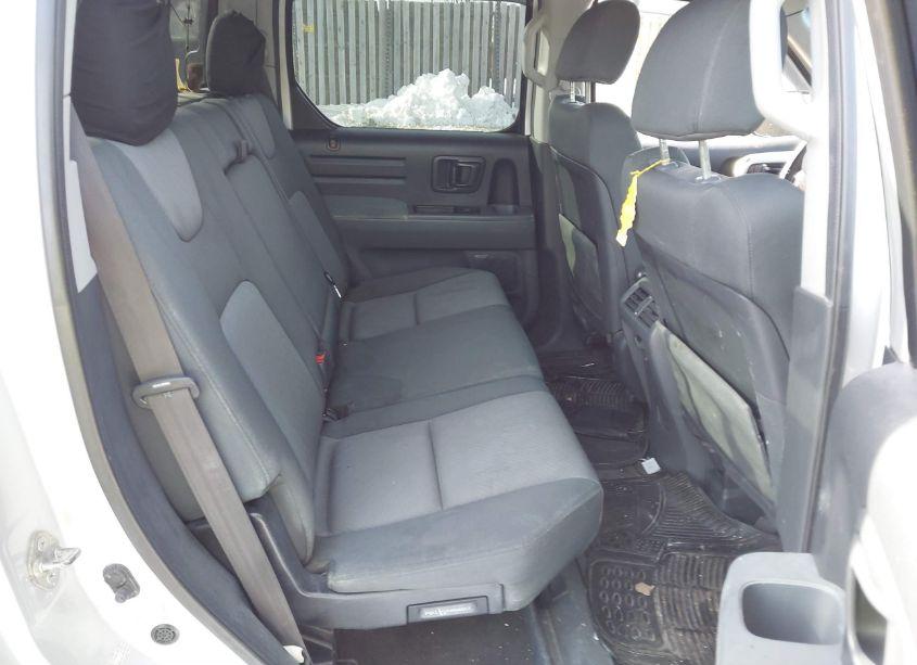 Photo 8 of 2006 Honda Ridgeline RTS (VIN 2HJYK16466H547710)