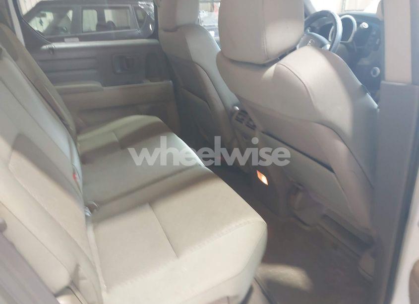 Photo 8 of 2008 Honda Ridgeline RTS (VIN 2HJYK16468H528979)