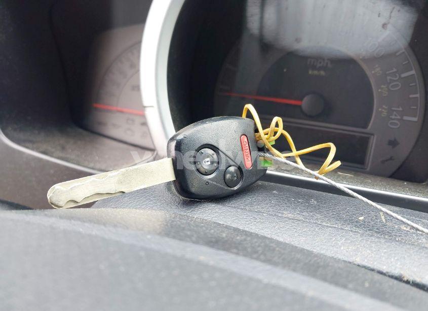 Photo 11 of 2008 Honda Ridgeline RTS (VIN 2HJYK16468H532272)