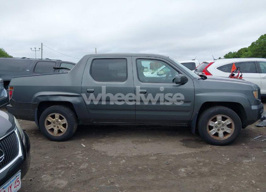 Photo 13 of 2008 Honda Ridgeline RTS (VIN 2HJYK16468H532272)