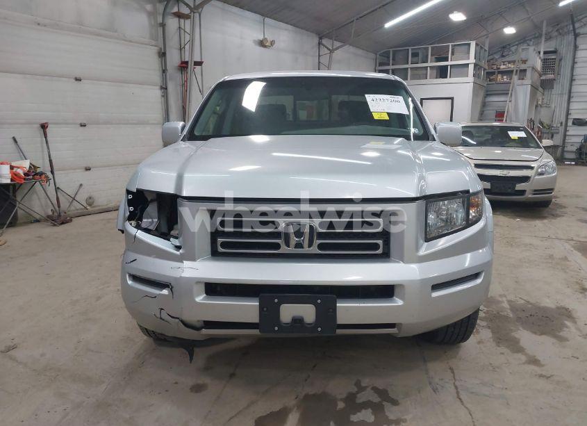 Photo 12 of 2008 Honda Ridgeline RTS (VIN 2HJYK16478H523712)