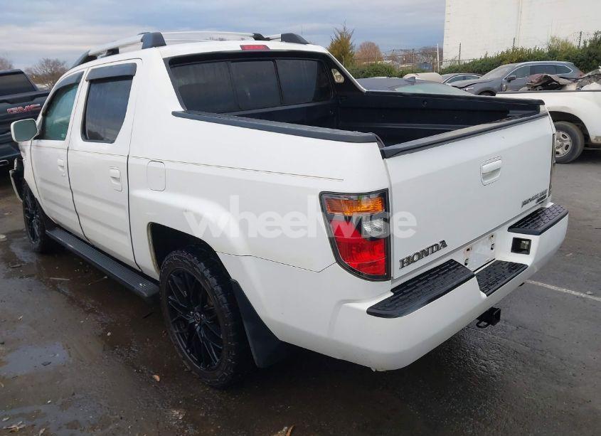 Photo 3 of 2006 Honda Ridgeline RTS (VIN 2HJYK16486H501036)