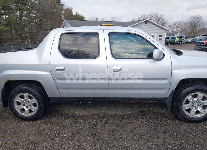 Photo 13 of 2008 Honda Ridgeline RTS (VIN 2HJYK16488H503517)