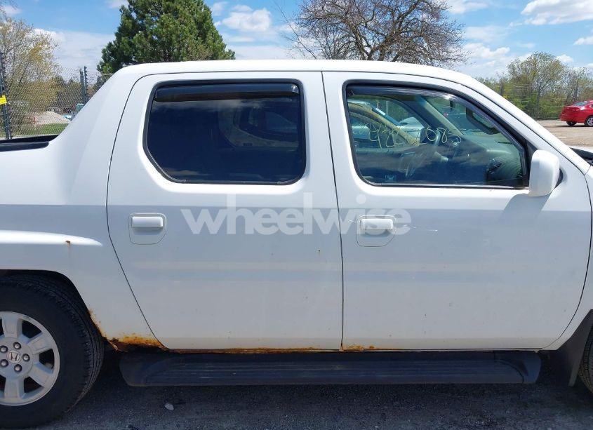 Photo 13 of 2008 Honda Ridgeline RTS (VIN 2HJYK16488H529857)