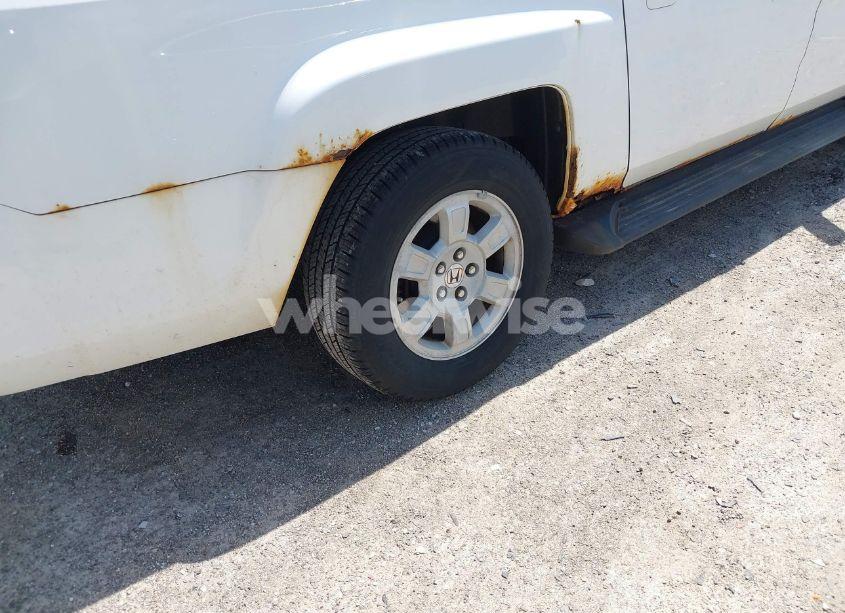 Photo 6 of 2008 Honda Ridgeline RTS (VIN 2HJYK16488H529857)