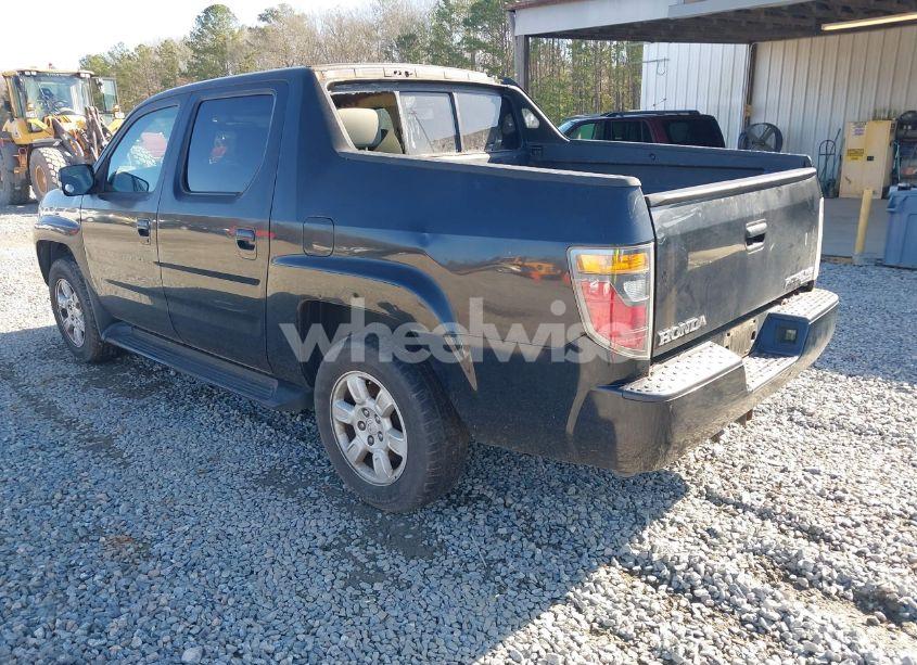 Photo 3 of 2006 Honda Ridgeline RTS (VIN 2HJYK16496H528701)