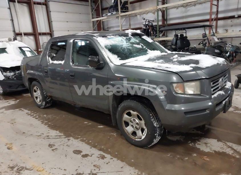 2008 Honda Ridgeline RTS (VIN 2HJYK16498H003804) main photo