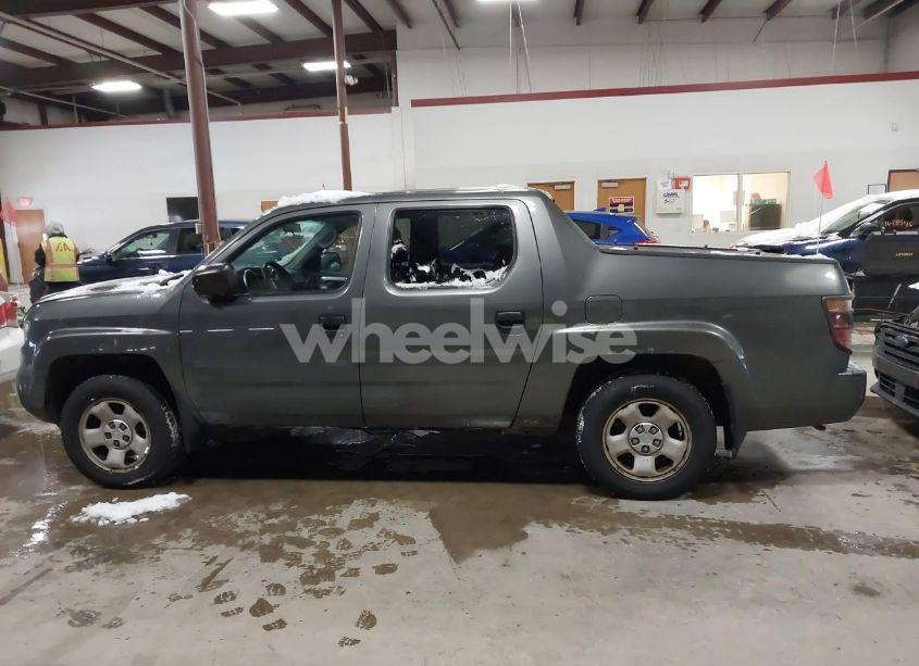 Photo 14 of 2008 Honda Ridgeline RTS (VIN 2HJYK16498H003804)