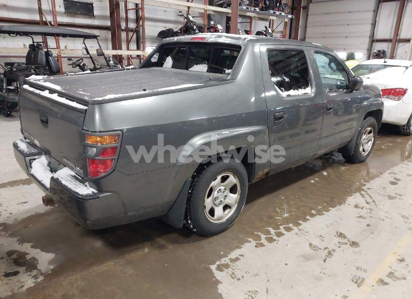 Photo 4 of 2008 Honda Ridgeline RTS (VIN 2HJYK16498H003804)