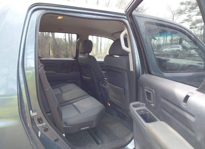 Photo 8 of 2006 Honda Ridgeline RTS (VIN 2HJYK164X6H539769)