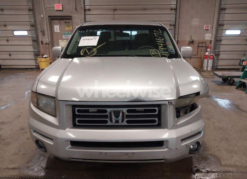 Photo 12 of 2008 Honda Ridgeline RTS (VIN 2HJYK164X8H520741)