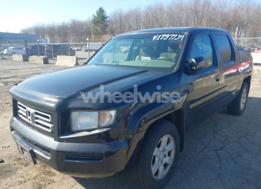 Photo 2 of 2006 Honda Ridgeline RTL (VIN 2HJYK16506H509589)