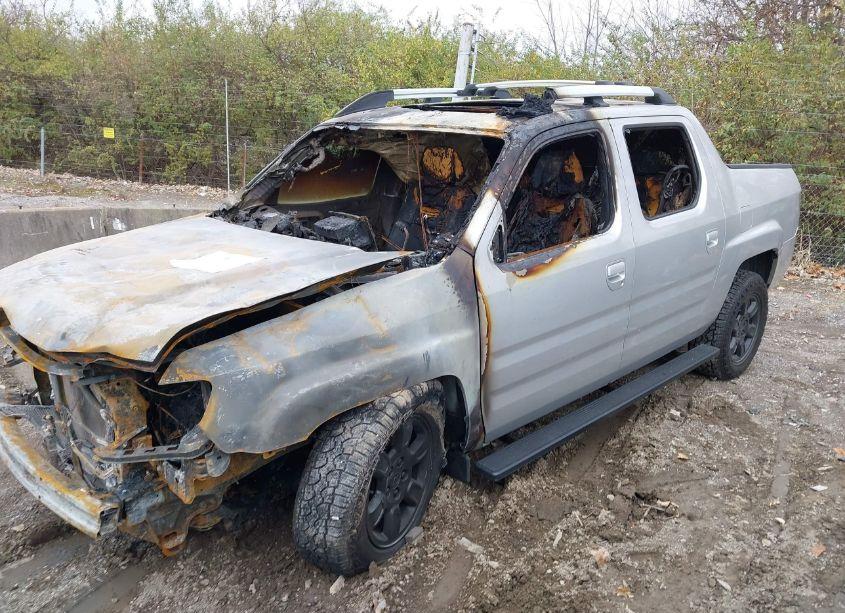 Photo 2 of 2006 Honda Ridgeline RTL (VIN 2HJYK16506H544147)