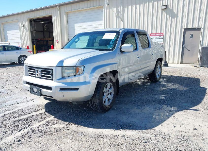 Photo 2 of 2006 Honda Ridgeline RTL (VIN 2HJYK16506H561465)