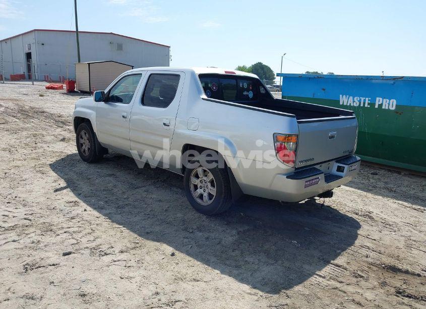 Photo 3 of 2007 Honda Ridgeline RTL (VIN 2HJYK16517H501096)