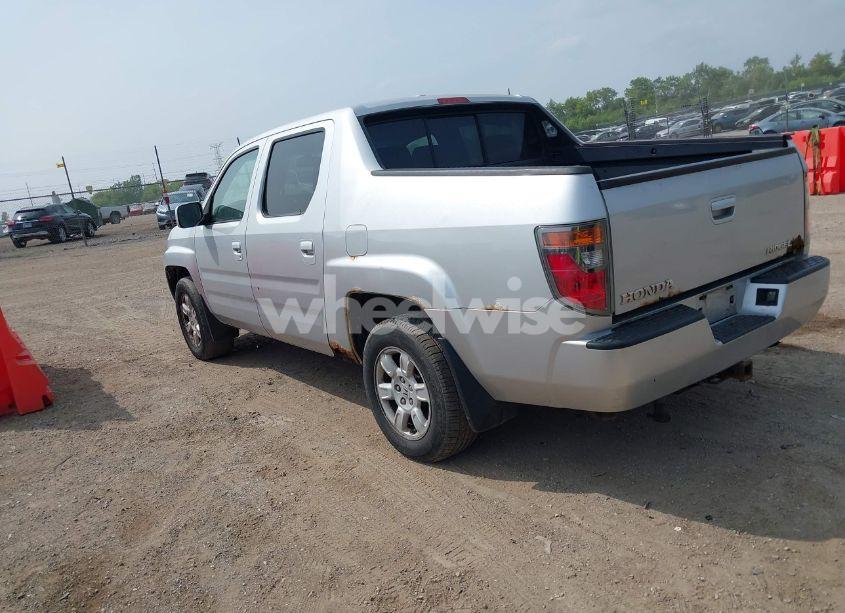 Photo 3 of 2007 Honda Ridgeline RTL (VIN 2HJYK16517H530890)