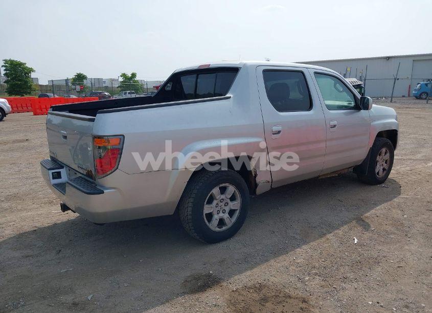 Photo 4 of 2007 Honda Ridgeline RTL (VIN 2HJYK16517H530890)
