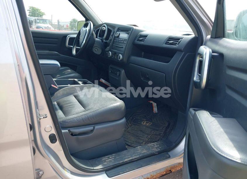 Photo 5 of 2007 Honda Ridgeline RTL (VIN 2HJYK16517H530890)