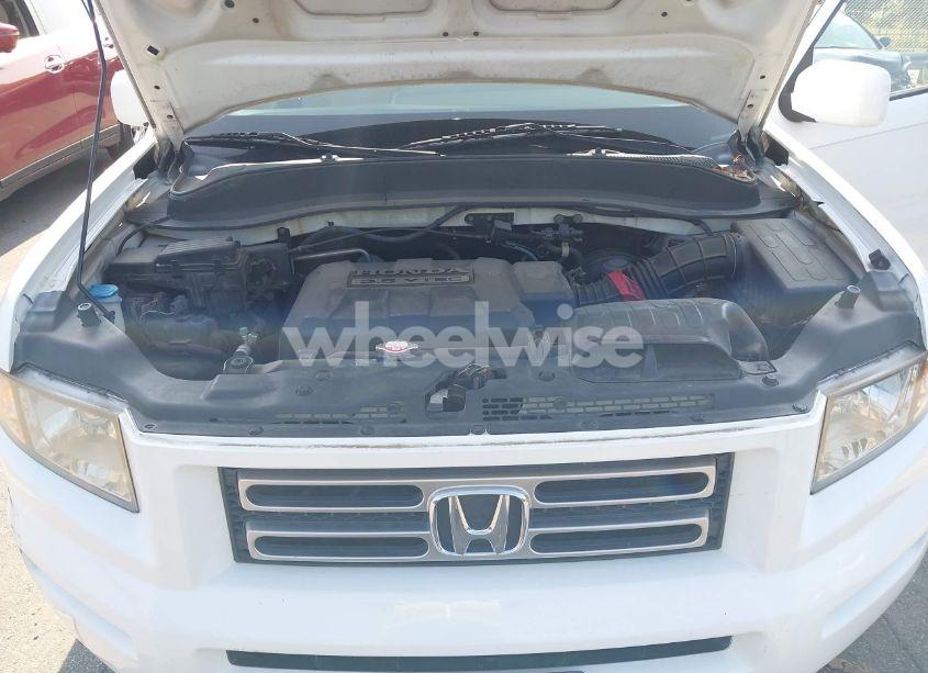 Photo 10 of 2007 Honda Ridgeline RTL (VIN 2HJYK16517H551769)