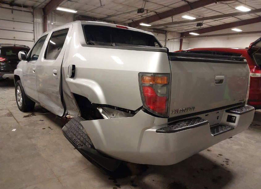 Photo 3 of 2006 Honda Ridgeline RTL (VIN 2HJYK16526H525048)