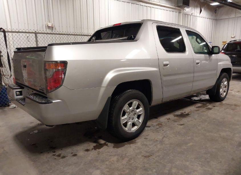 Photo 4 of 2006 Honda Ridgeline RTL (VIN 2HJYK16526H525048)