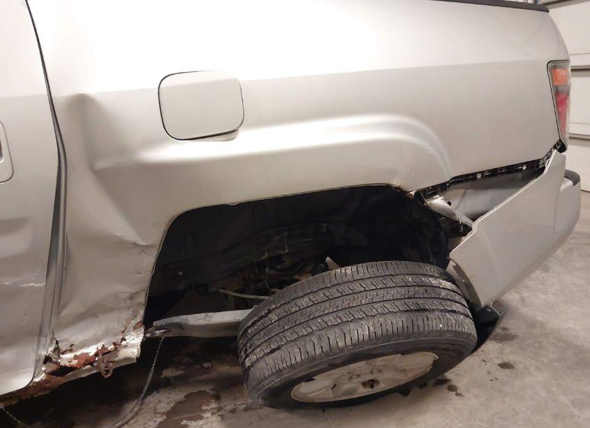 Photo 6 of 2006 Honda Ridgeline RTL (VIN 2HJYK16526H525048)