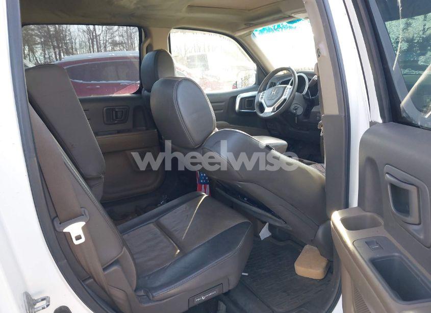 Photo 8 of 2006 Honda Ridgeline RTL (VIN 2HJYK16526H530945)