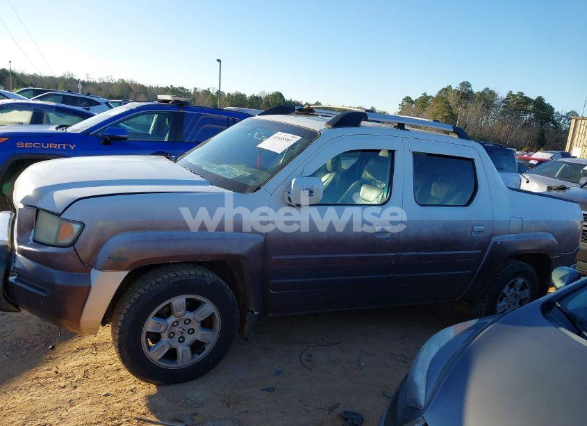 Photo 14 of 2006 Honda Ridgeline RTL (VIN 2HJYK16526H562973)