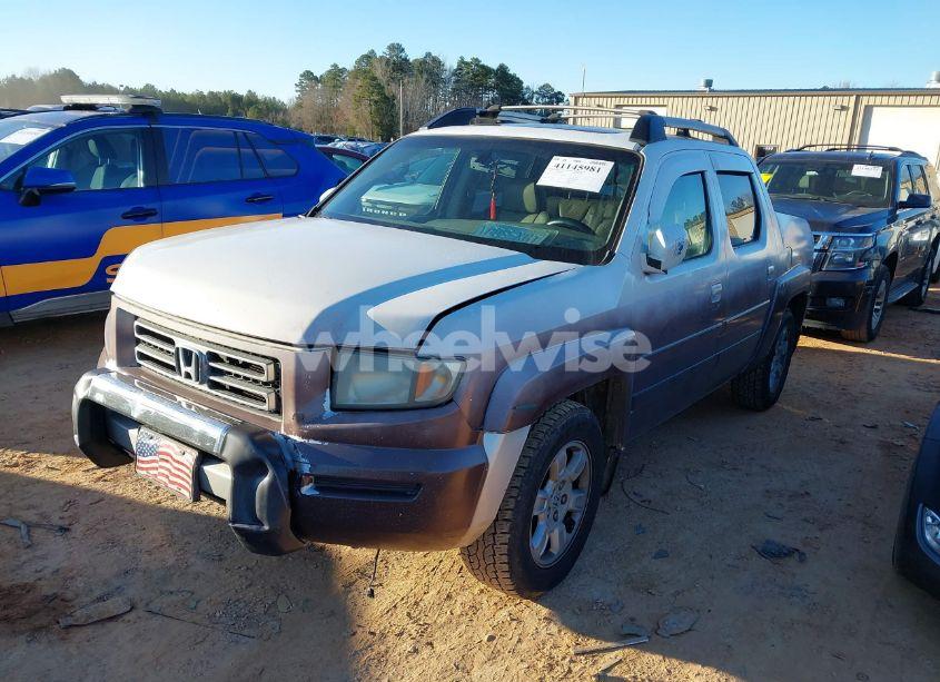 Photo 2 of 2006 Honda Ridgeline RTL (VIN 2HJYK16526H562973)