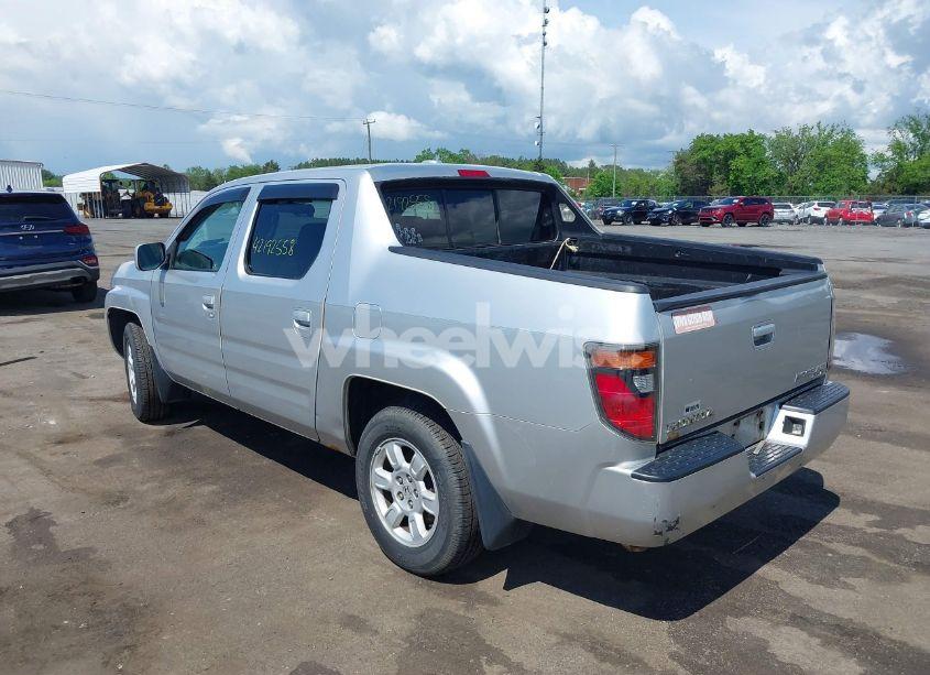Photo 3 of 2007 Honda Ridgeline RTL (VIN 2HJYK16527H521549)