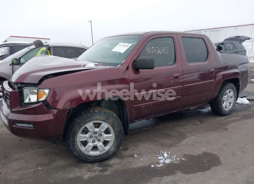 Photo 2 of 2007 Honda Ridgeline RTL (VIN 2HJYK16527H531319)